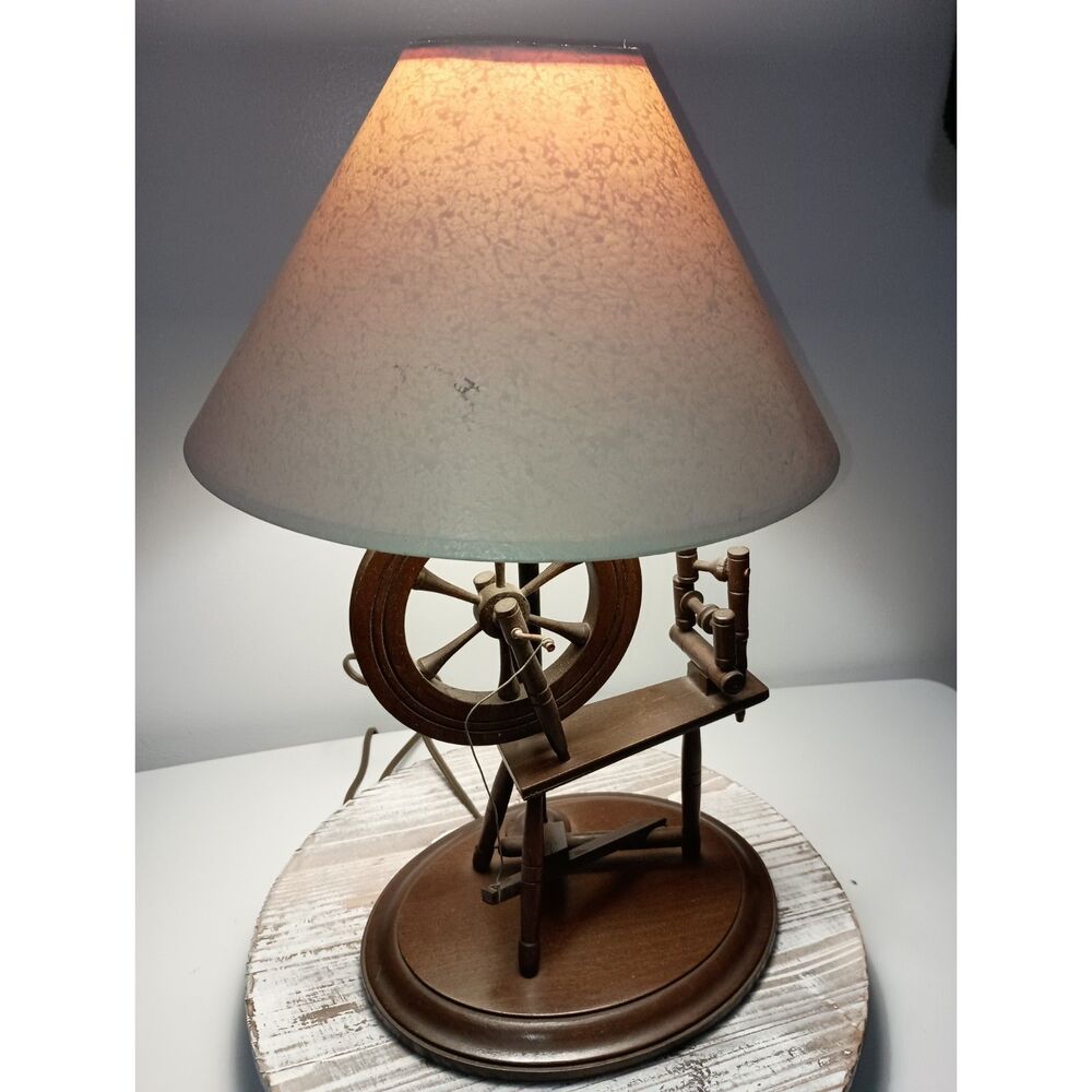 HOME DECOR: Vintage Spinning Wheel Lamp with Tread - Tested